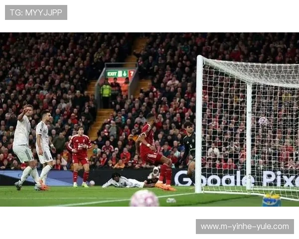 曼联逆转利物浦夺冠路关键胜利引发球迷热议